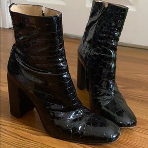 Freelance snake skin boots